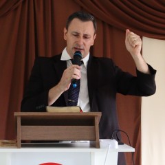 Diretor Pastor Elias Perondi
